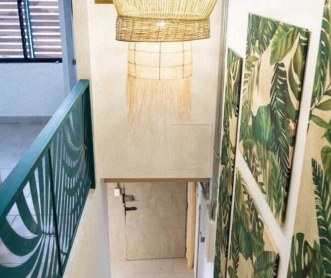 هتل Zentrico Boutique