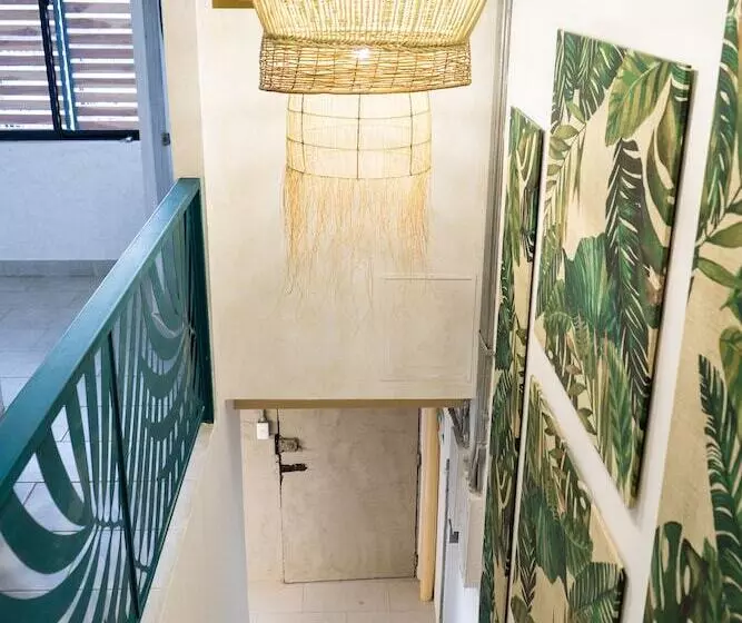 هتل Zentrico Boutique