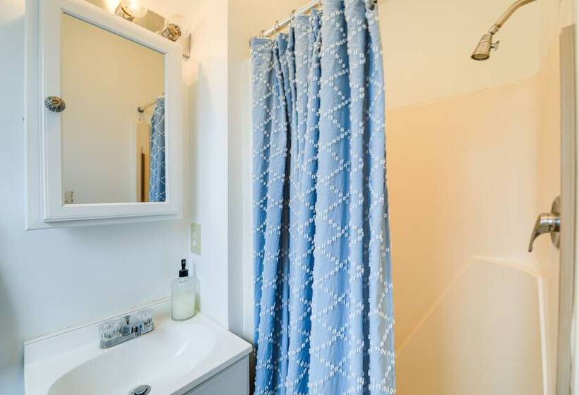 Lovely Emerald Isle Beach House Steps To Beach!