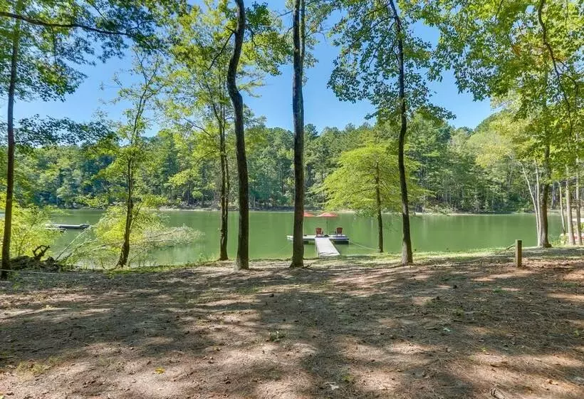 Lovely Kerr Lake House W/ Private Dock!