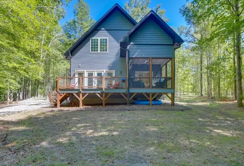 Lovely Kerr Lake House W/ Private Dock!