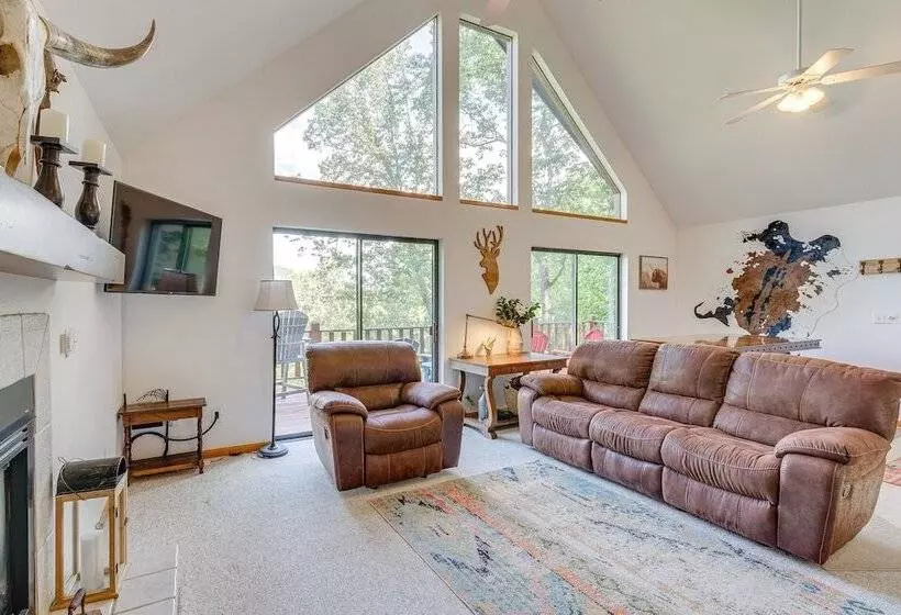 Murphy Cabin W/ Deck & Sweeping Mountain Views!