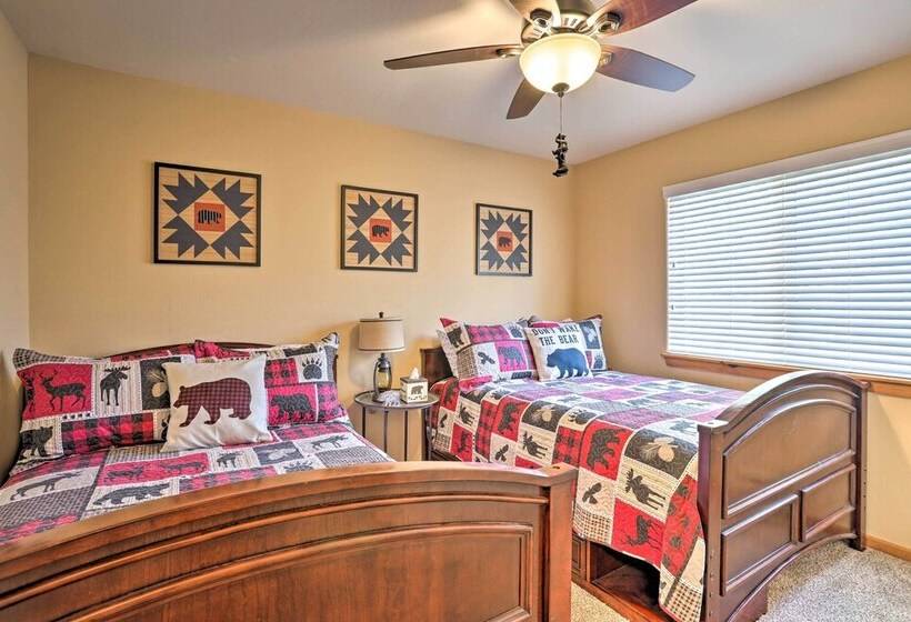 Pet Friendly Big Bear Cabin ~ 6 Mi To Ski Resorts!