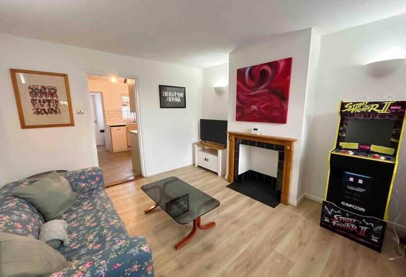 레지던스 Essex 2 Bed House Nr Stanstead With Arcade Machine