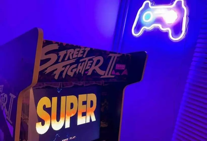 Residenssi Essex 2 Bed House Nr Stanstead With Arcade Machine