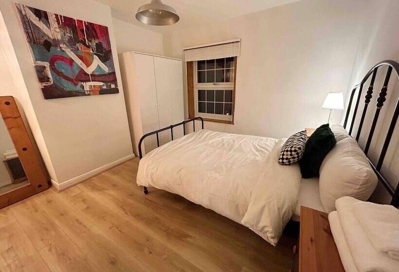 레지던스 Essex 2 Bed House Nr Stanstead With Arcade Machine