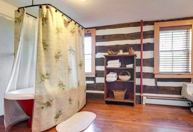 Rustic Wellsville Home   5 Mi To Roundtop Mountain