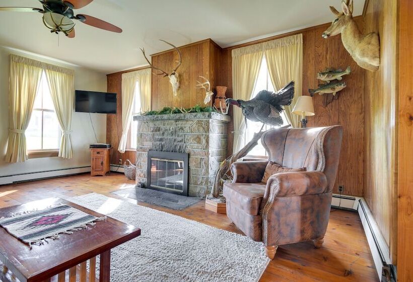 Rustic Wellsville Home   5 Mi To Roundtop Mountain