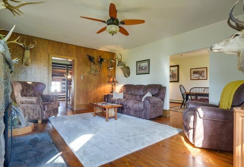 Rustic Wellsville Home   5 Mi To Roundtop Mountain