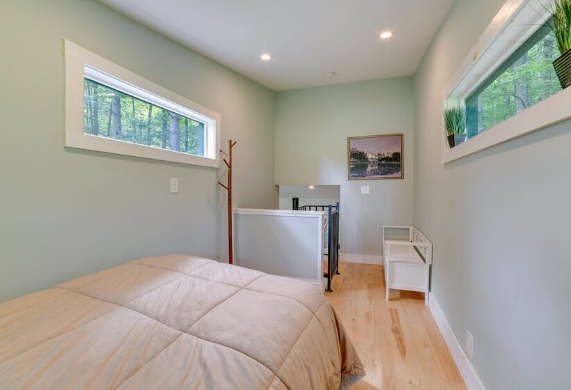 Secluded Upstate Ny Forest Cottage On 33 Acres!