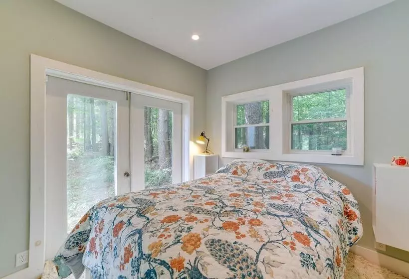 Secluded Upstate Ny Forest Cottage On 33 Acres!
