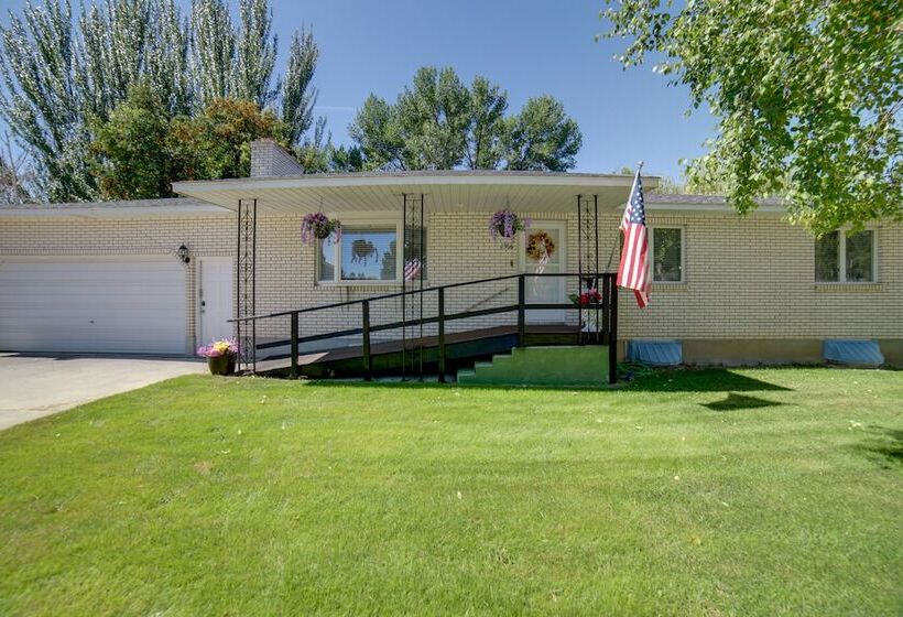 Simple + Charming Idaho Retreat W/ Patio!