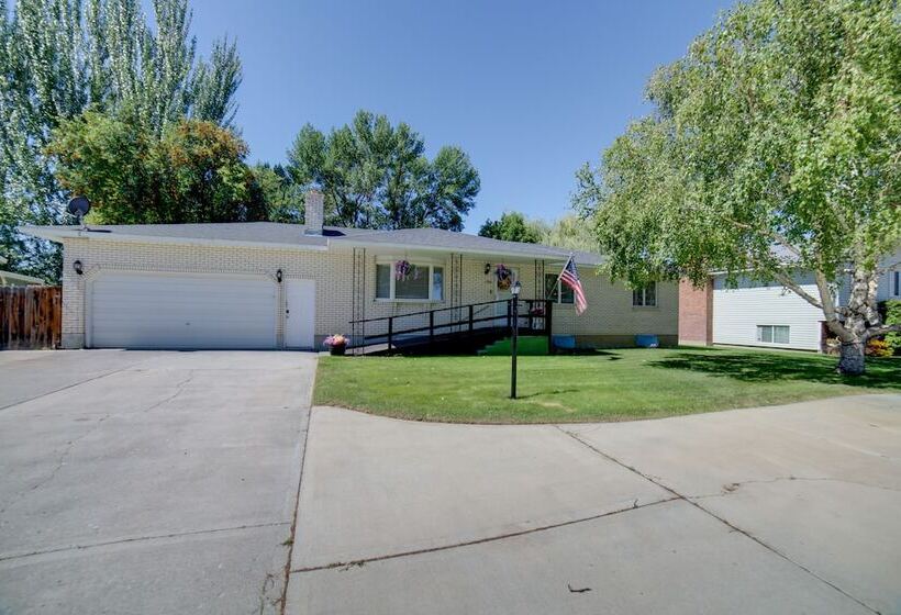 Simple + Charming Idaho Retreat W/ Patio!