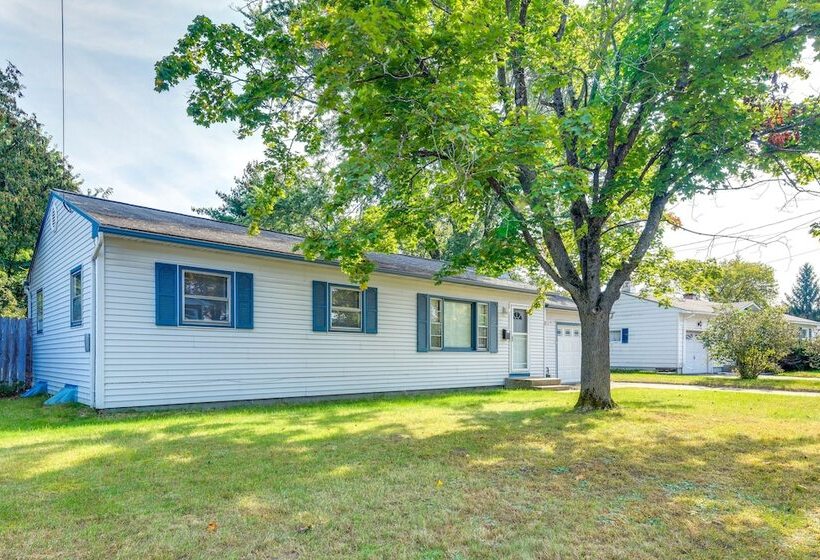 South Burlington Home W/ Seasonal Pool!