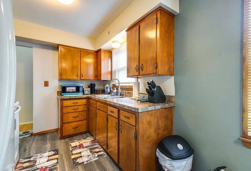 South Burlington Home W/ Seasonal Pool!