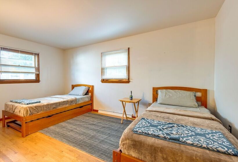 South Burlington Home W/ Seasonal Pool!