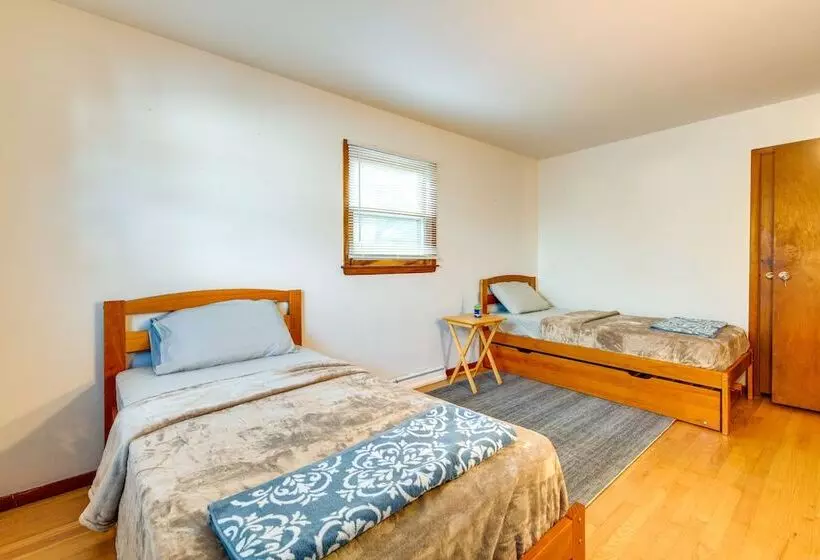 South Burlington Home W/ Seasonal Pool!