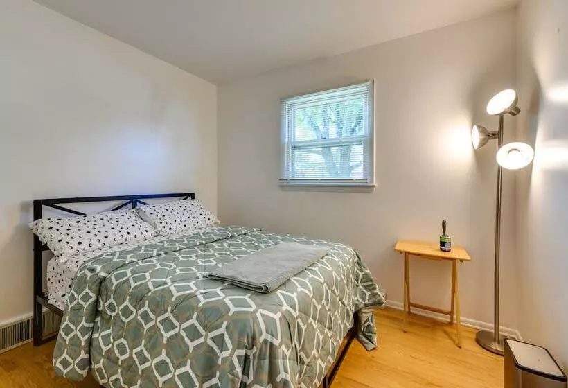 South Burlington Home W/ Seasonal Pool!