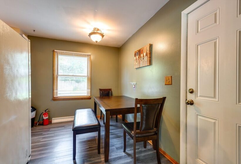 South Burlington Home W/ Seasonal Pool!