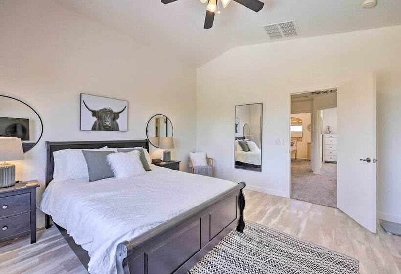 Updated Maricopa Retreat < 2 Miles To Golf!