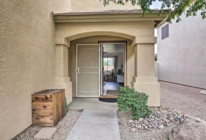 Updated Maricopa Retreat < 2 Miles To Golf!