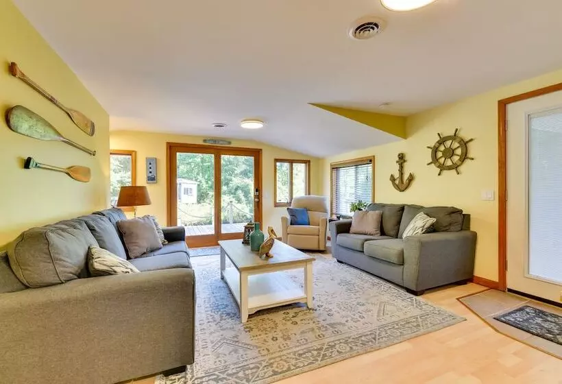 Waterfront Chautauqua Lake Retreat: Dock, Kayaks!