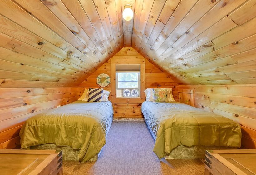 Waterfront Chautauqua Lake Retreat: Dock, Kayaks!