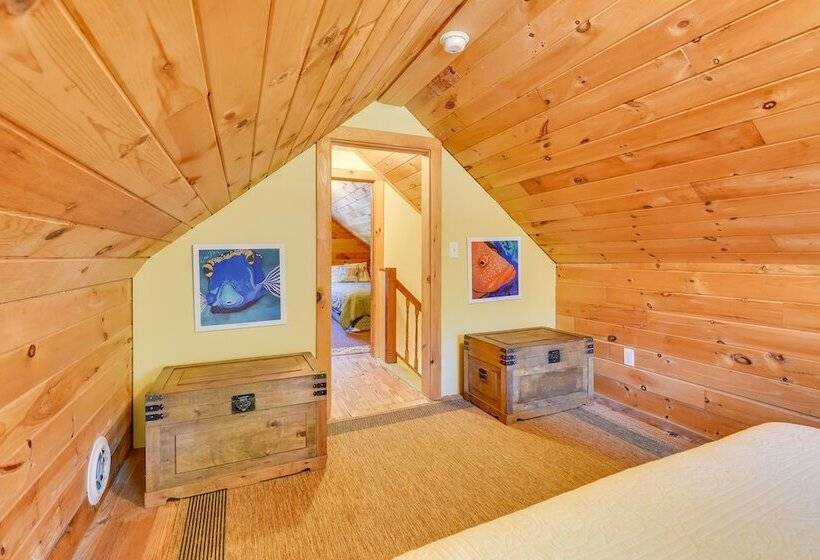 Waterfront Chautauqua Lake Retreat: Dock, Kayaks!