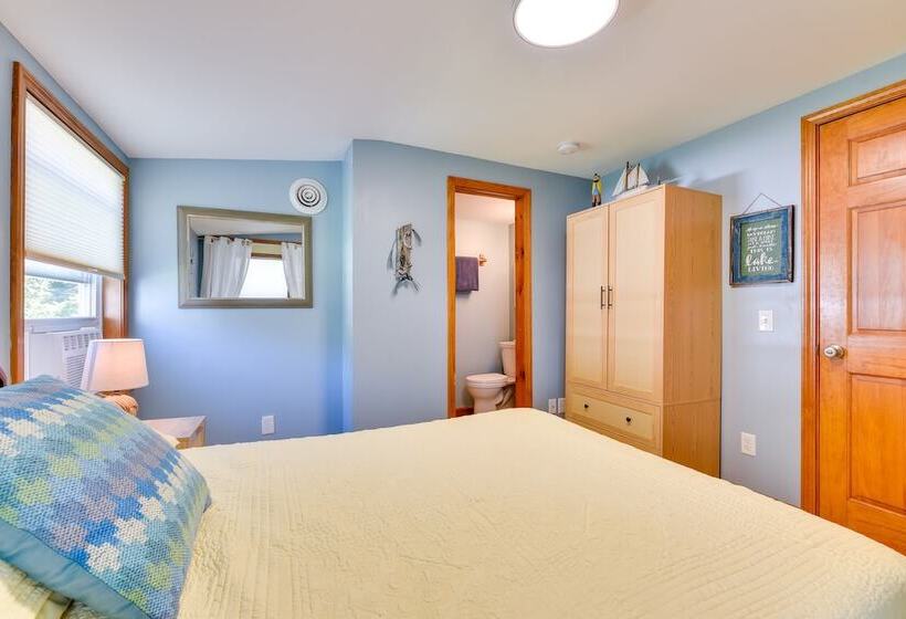 Waterfront Chautauqua Lake Retreat: Dock, Kayaks!