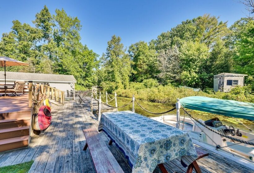 Waterfront Chautauqua Lake Retreat: Dock, Kayaks!