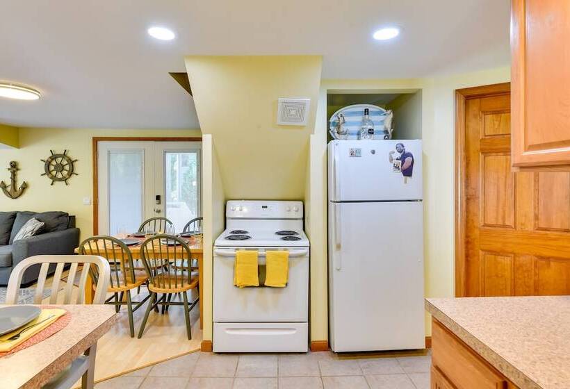 Waterfront Chautauqua Lake Retreat: Dock, Kayaks!