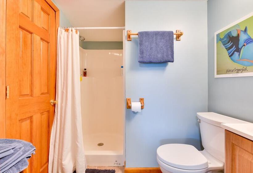 Waterfront Chautauqua Lake Retreat: Dock, Kayaks!