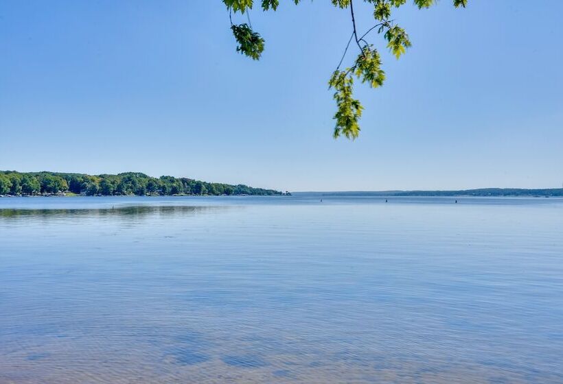 Waterfront Chautauqua Lake Retreat: Dock, Kayaks!