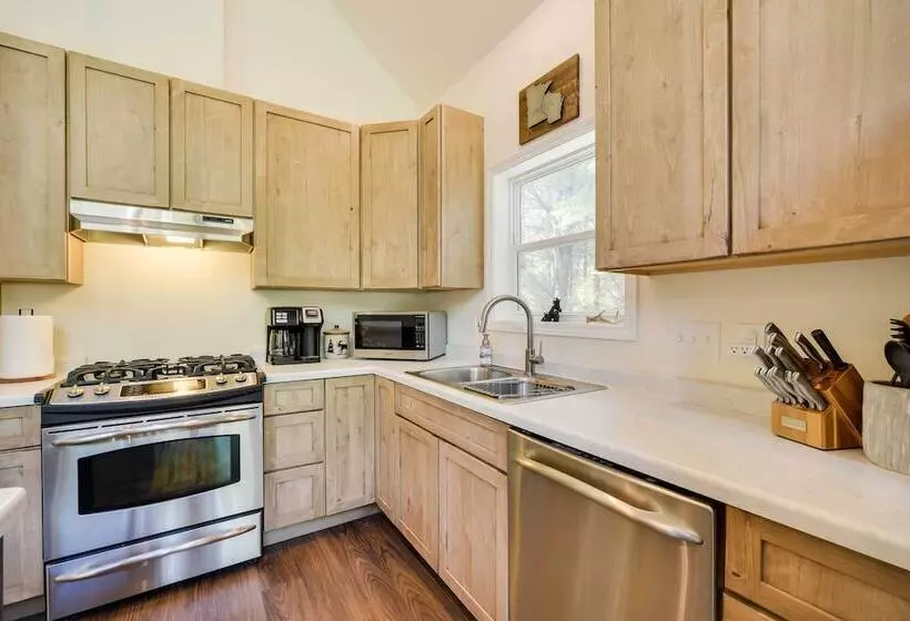 Waterfront Webster Cabin W/ Dock On Warner Lake!