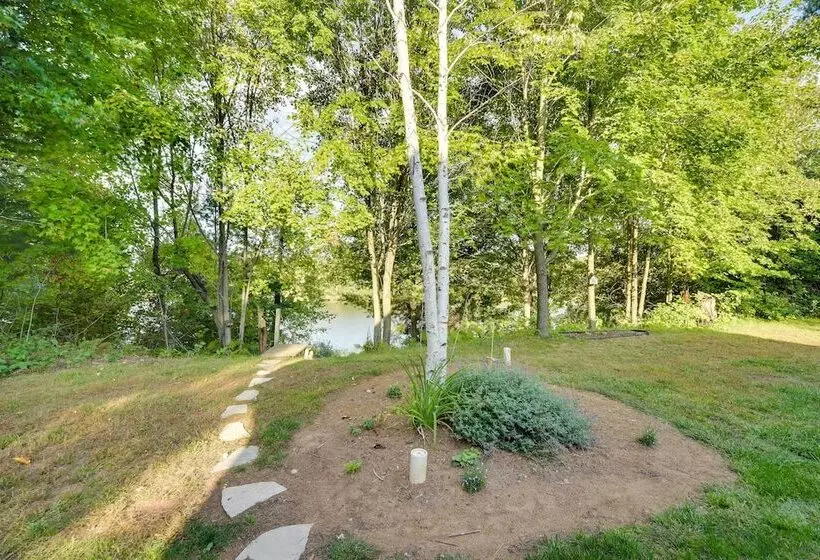 Waterfront Webster Cabin W/ Dock On Warner Lake!