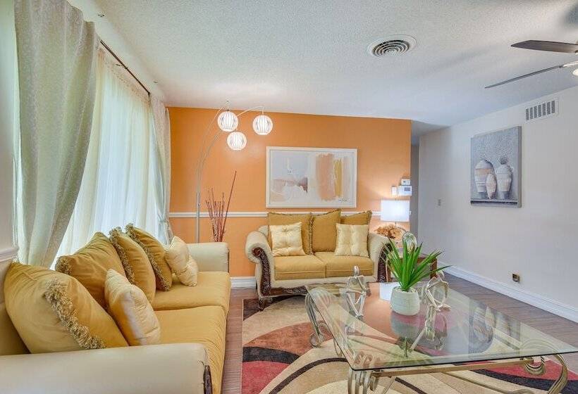 Welcoming Sunrise Retreat W/ Private Backyard