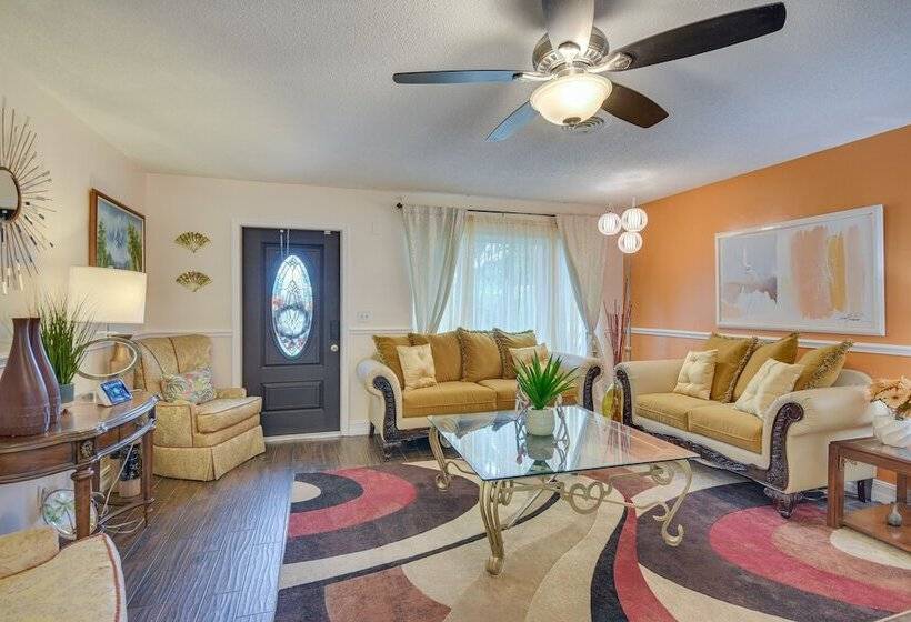 Welcoming Sunrise Retreat W/ Private Backyard