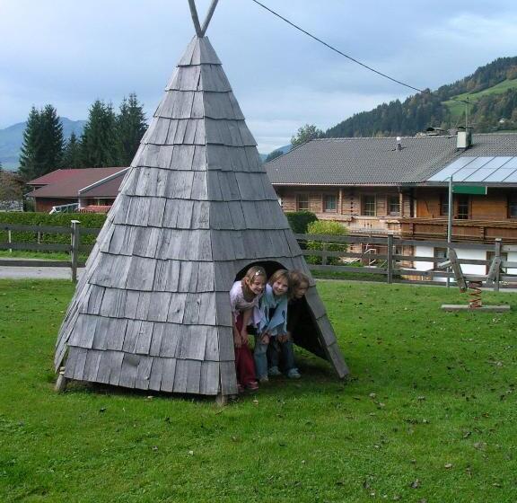 Отель Activ Wellness   Appartement Schermerhof