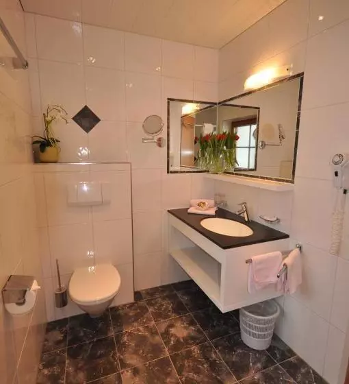 Hotelli Activ Wellness Appartement Schermerhof