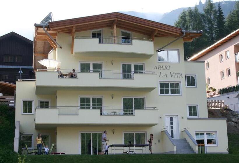 هتل Apart La Vita