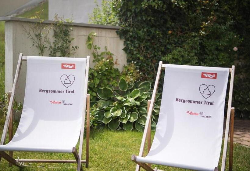 هتل Apart La Vita