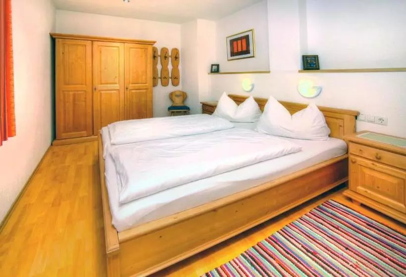 ホテル Appartement Veronika