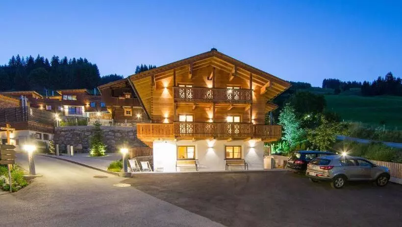 ホテル Bachgut   Das Resort Am Berg