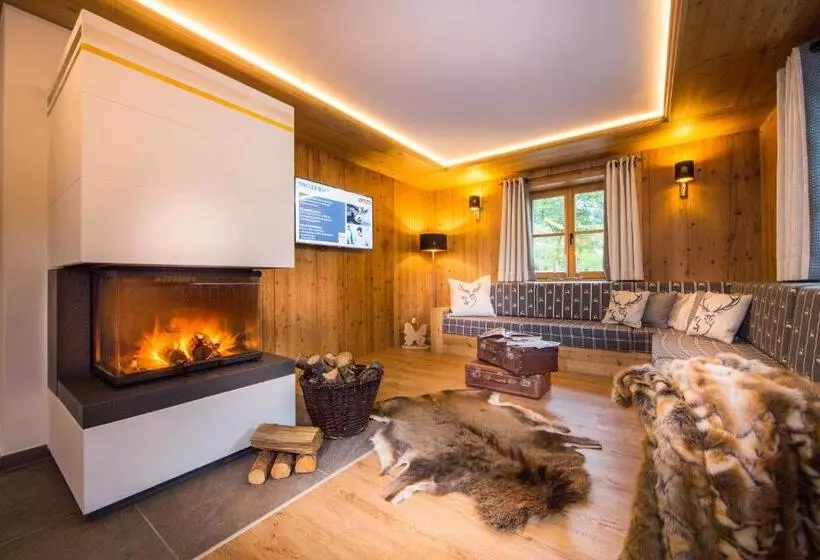 ホテル Bachgut   Das Resort Am Berg