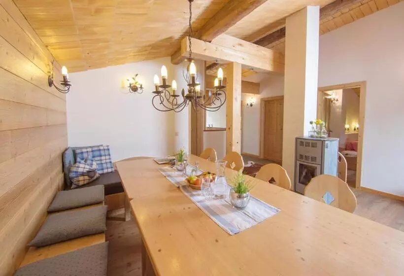 ホテル Bachgut   Das Resort Am Berg