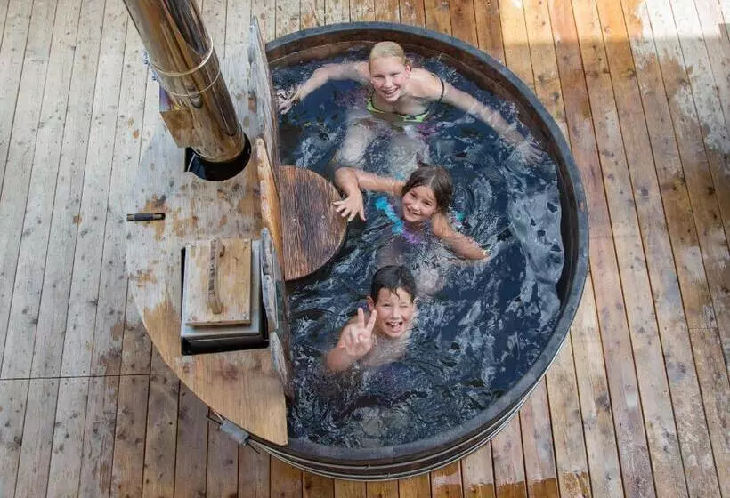 ホテル Bachgut   Das Resort Am Berg