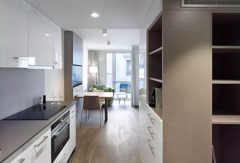 Hotelli Base Nyon
