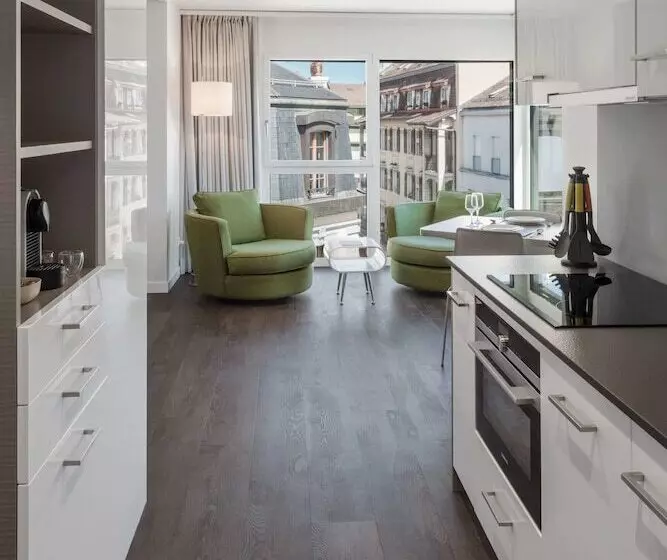 Hotelli Base Nyon