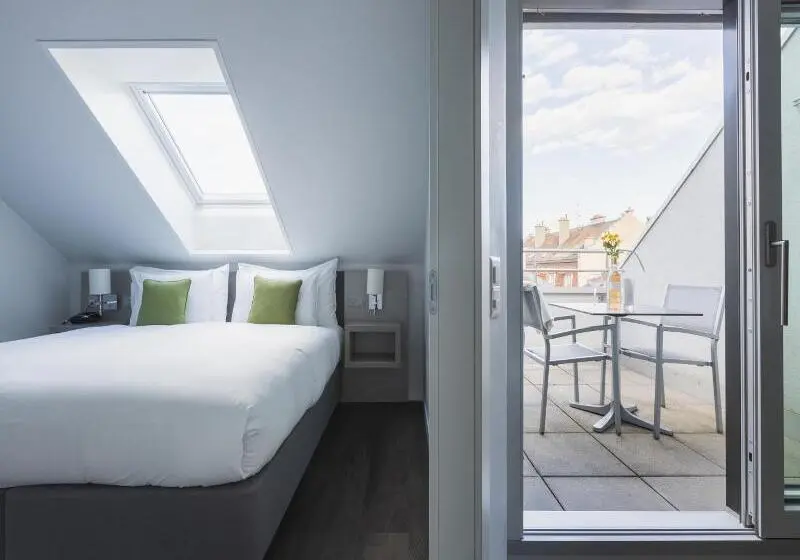 Hotelli Base Nyon