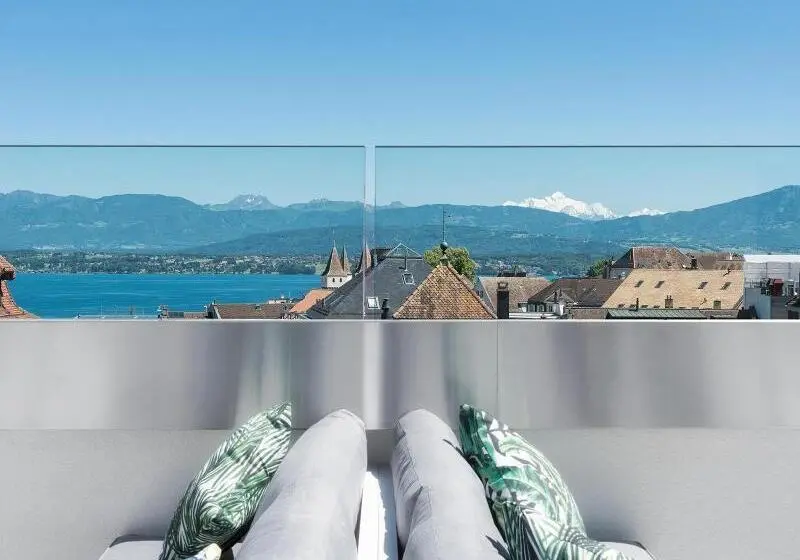 Hotelli Base Nyon